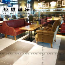 大連亞星沙發(fā)廠(chǎng) 專(zhuān)注定制網(wǎng)吧沙發(fā)、歌房沙發(fā)與酒吧沙發(fā)